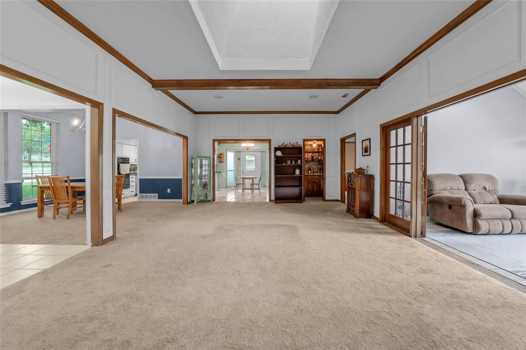 2341 Tamarisk Lane
