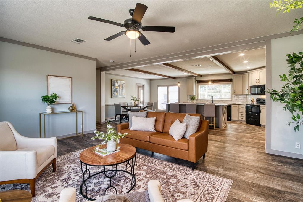 1721 Mesquite Valley Road