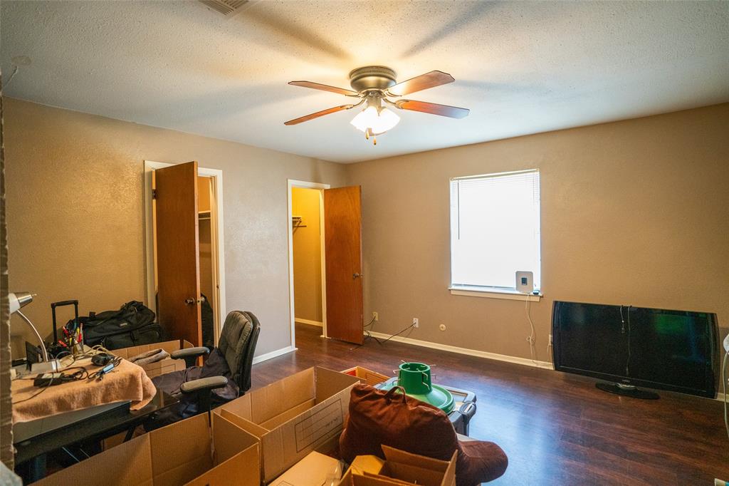 KAYWOOD VILLAGE, - Residential