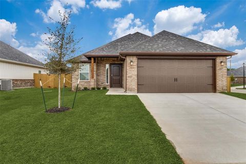 Photo of 2803 Orchid Drive, Sherman, TX 75092 (MLS # 21205519)