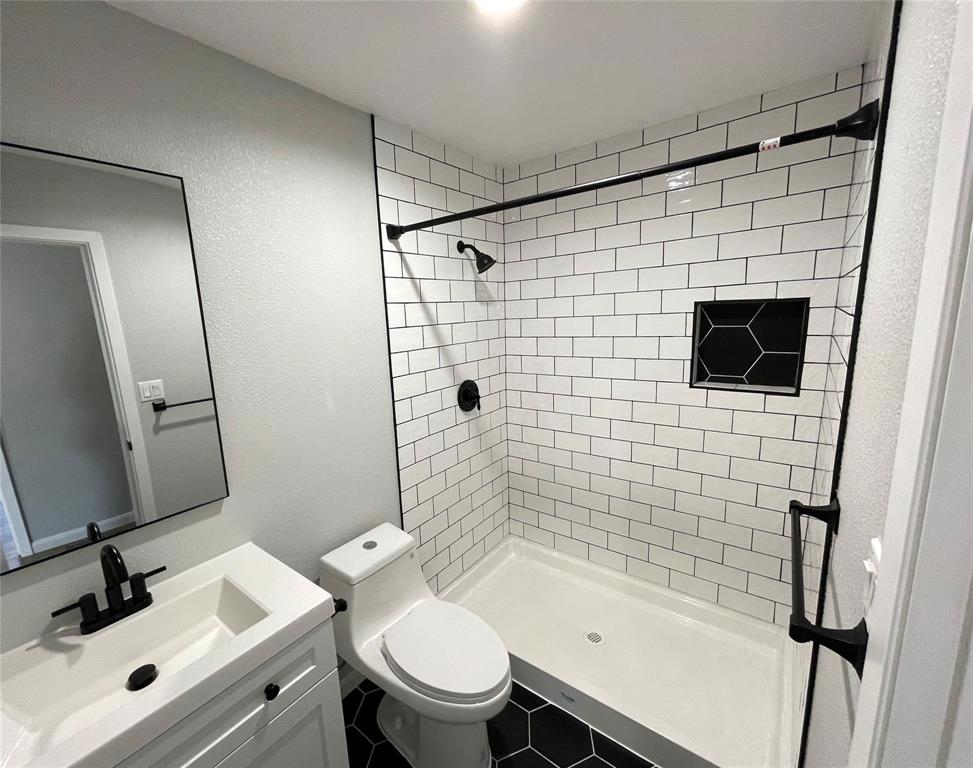 E C School Land - Residential Lease