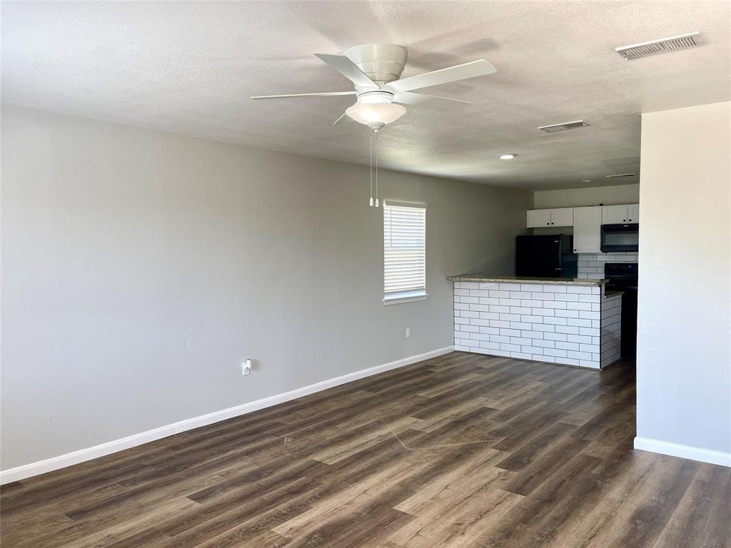 E C School Land - Residential Lease