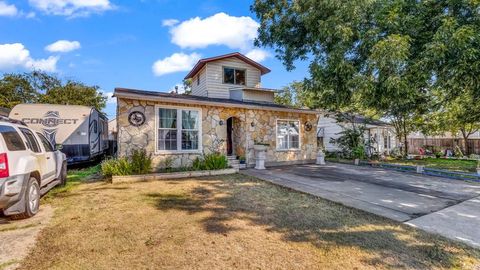 8814 Clifford Street White Settlement TX 76108