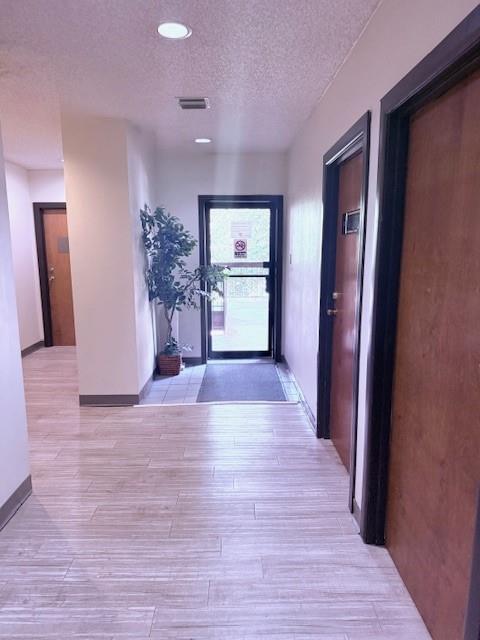 Faulkner Circle 1st Rep - Commercial Lease