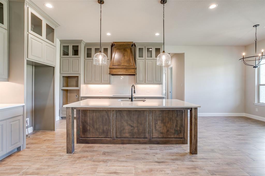 Prairie Wind Estate - Residential