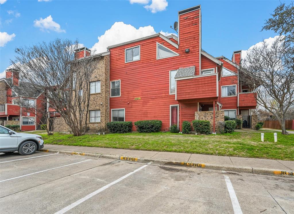 9825 Walnut Street 206