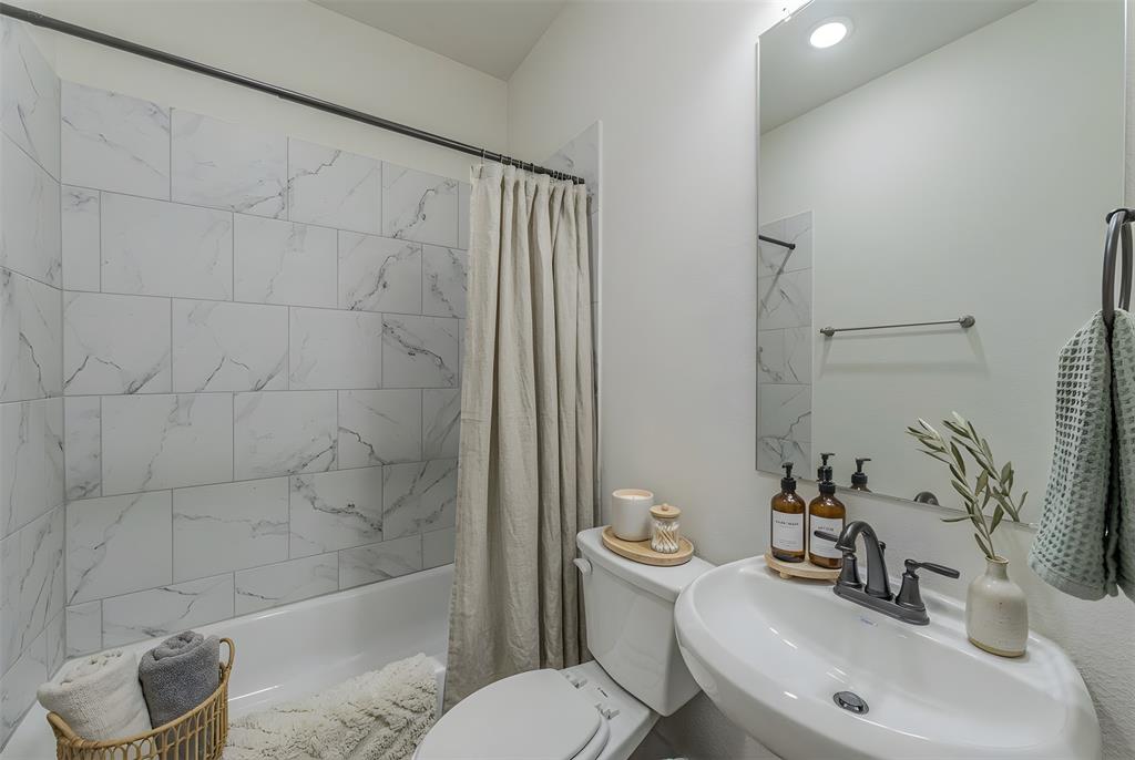 Creekview - Residential