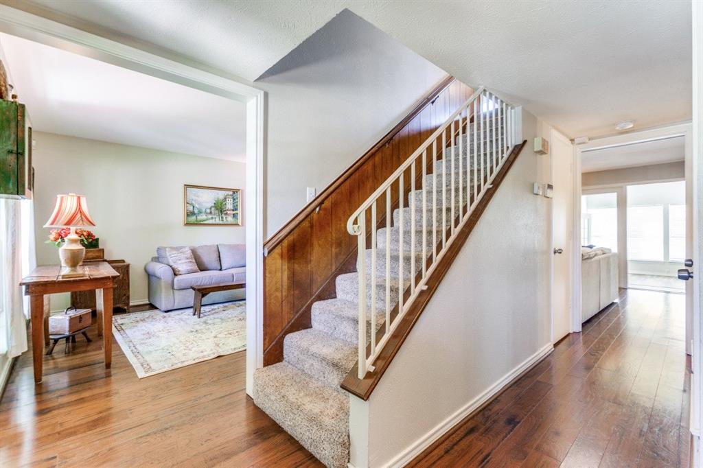 405 Lawndale Drive