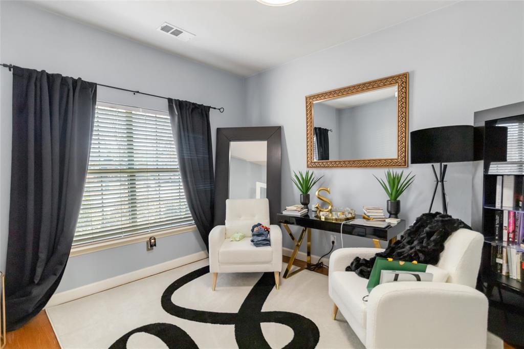 2409 Eisenhower Drive
