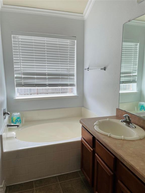 Woodridge Estate - Residential Lease