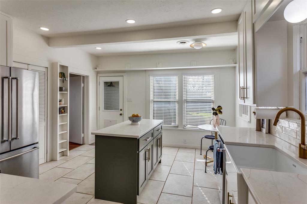 CHAMBERLAIN ARLINGTON HTS 1ST - Residential