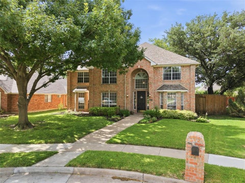 Photo of 4112 Blackpool Drive, Plano, TX 75093 (MLS # 21331829)