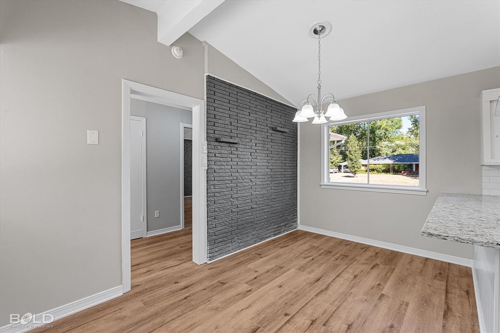 Shreveport, Louisiana 71107, United States, 2 Bedrooms Bedrooms, ,2 BathroomsBathrooms,Residential,Contingent,37583