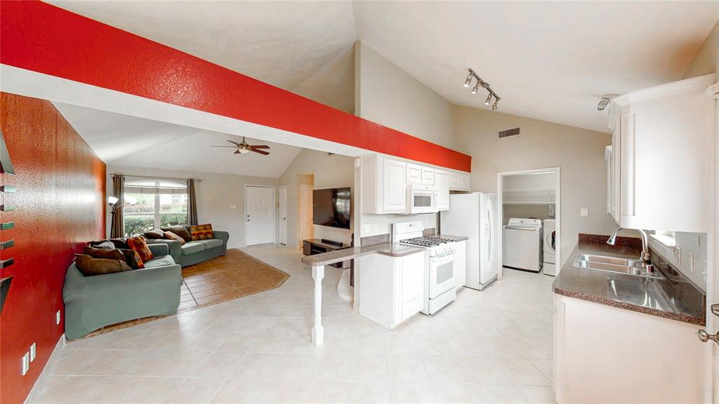 Lake Bluff Sub - Residential