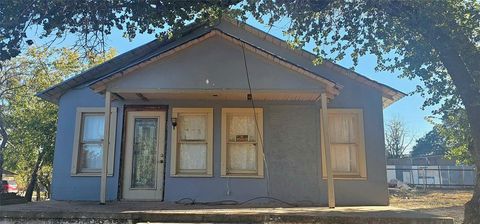 506 E 2nd Street Brady TX 76825