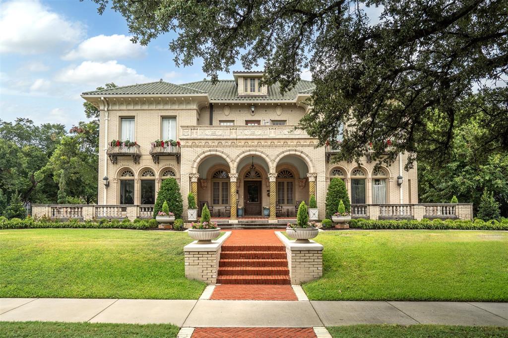 1001 Elizabeth Boulevard