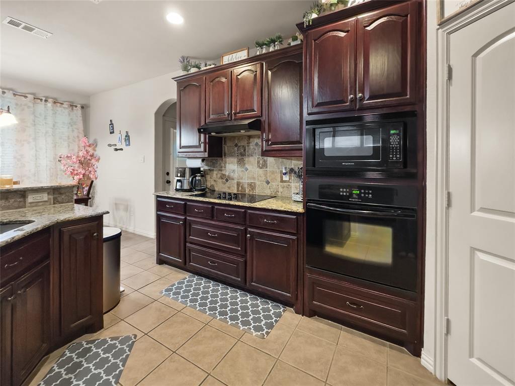 Lago Vista - Residential