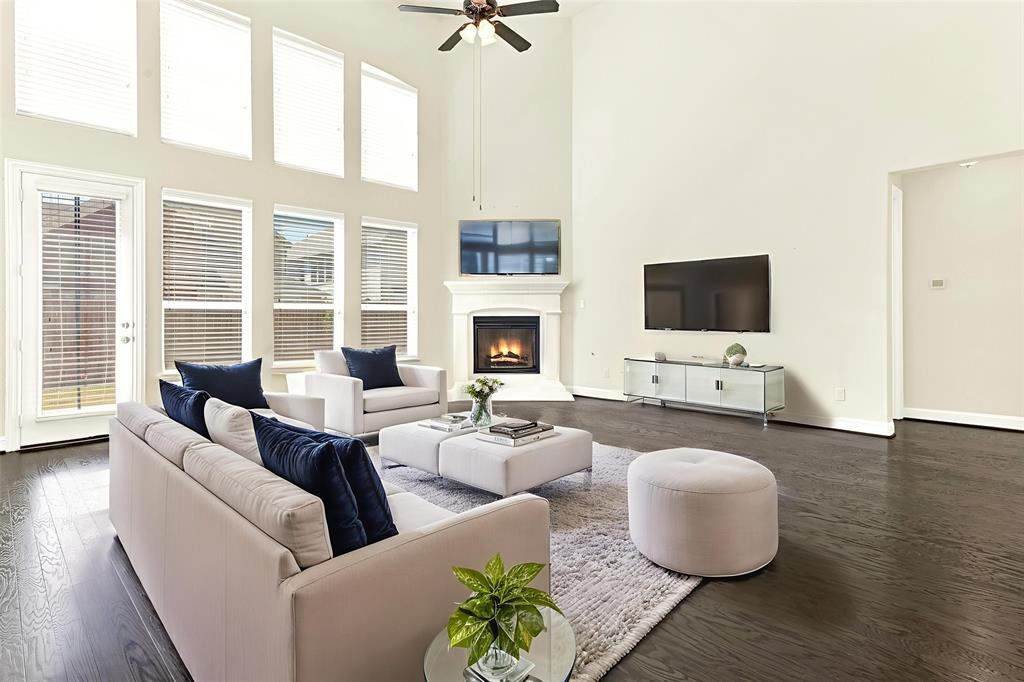 Lake Forest Ph Ia - Residential