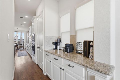 Tiny photo for 2837 Edinburgh Drive, Carrollton, TX 75006 (MLS # 21196054)