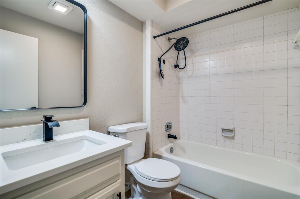 Village Green 01 - Residential