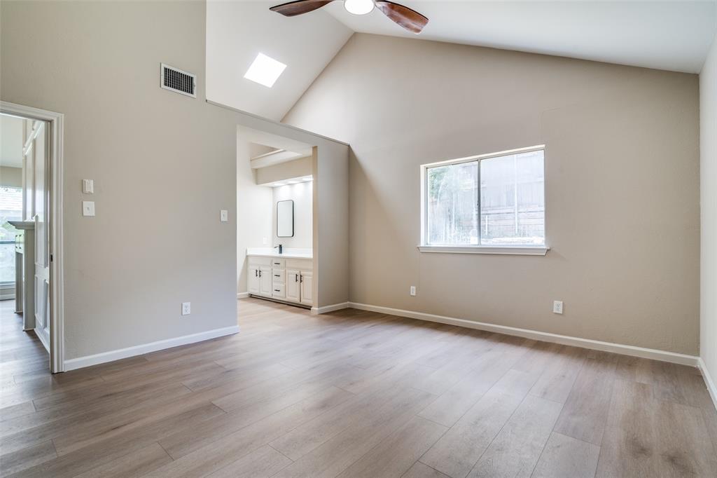 Village Green 01 - Residential