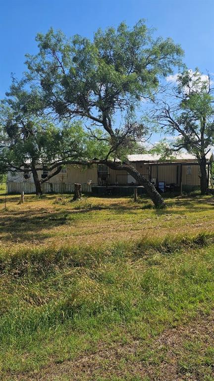2001 Glen Oaks Drive