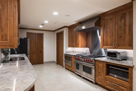 Tiny photo for 3711 Lexington Avenue, Highland Park, TX 75205 (MLS # 21088935)