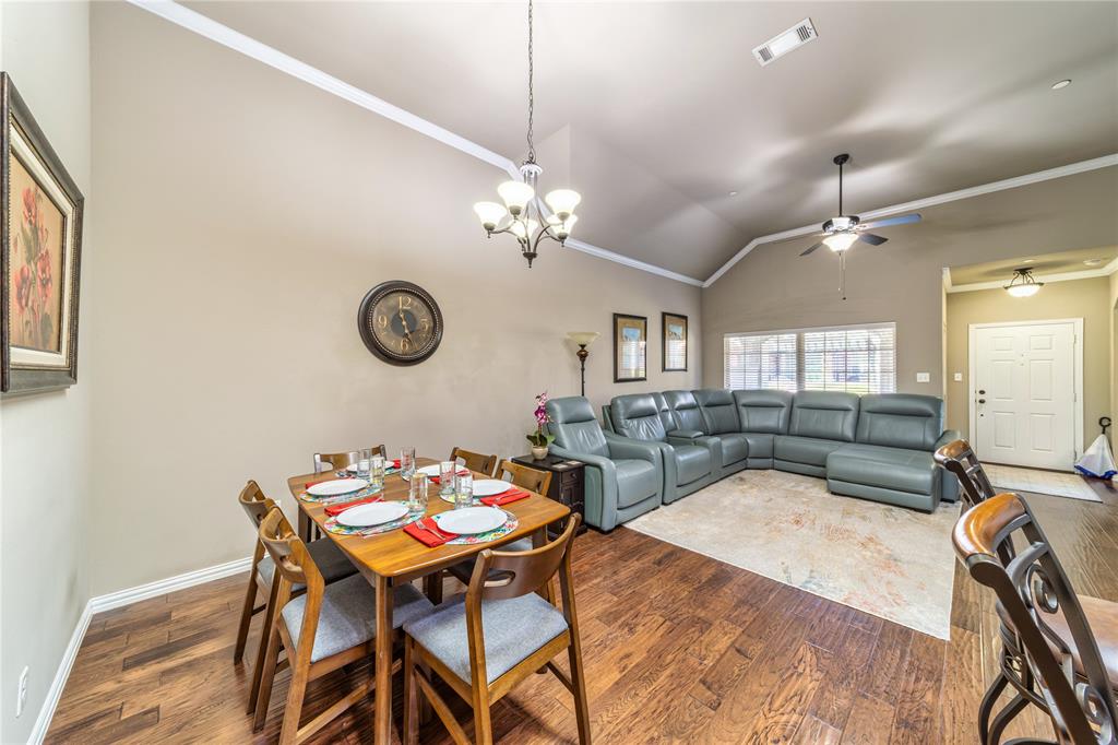 5715 Hummingbird Lane