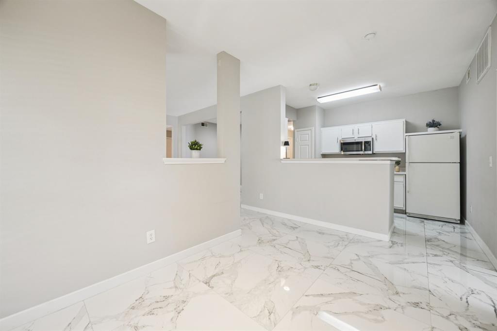 2524 Preston Road 601