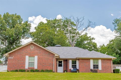 8811 Pheasant Drive Chandler TX 75758