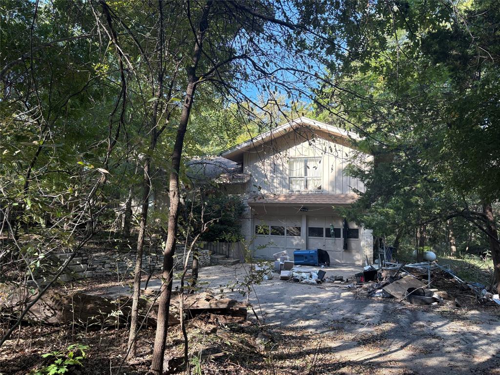 1001 N Cockrell Hill Road