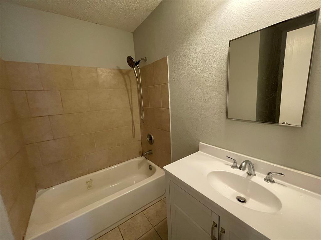 Legends Of Mckinney Ph II - Residential Lease