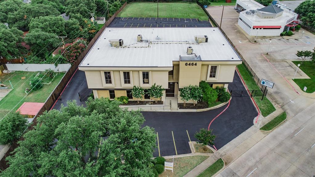 6464 Brentwood Stair Road