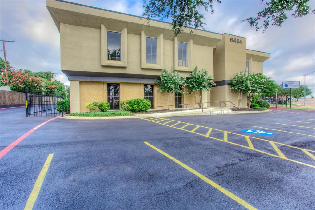 6464 Brentwood Stair Road