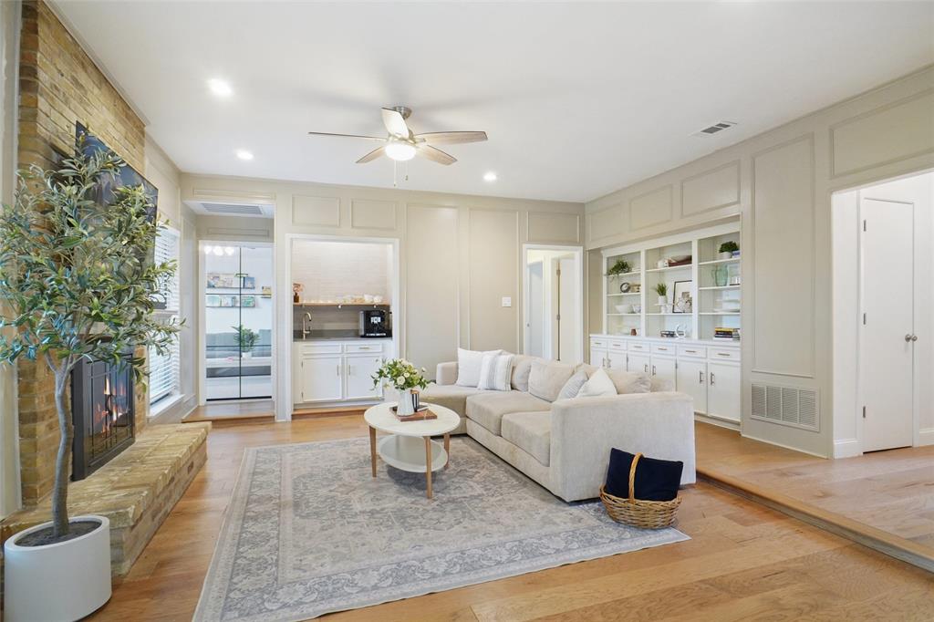 1318 Huntington Drive