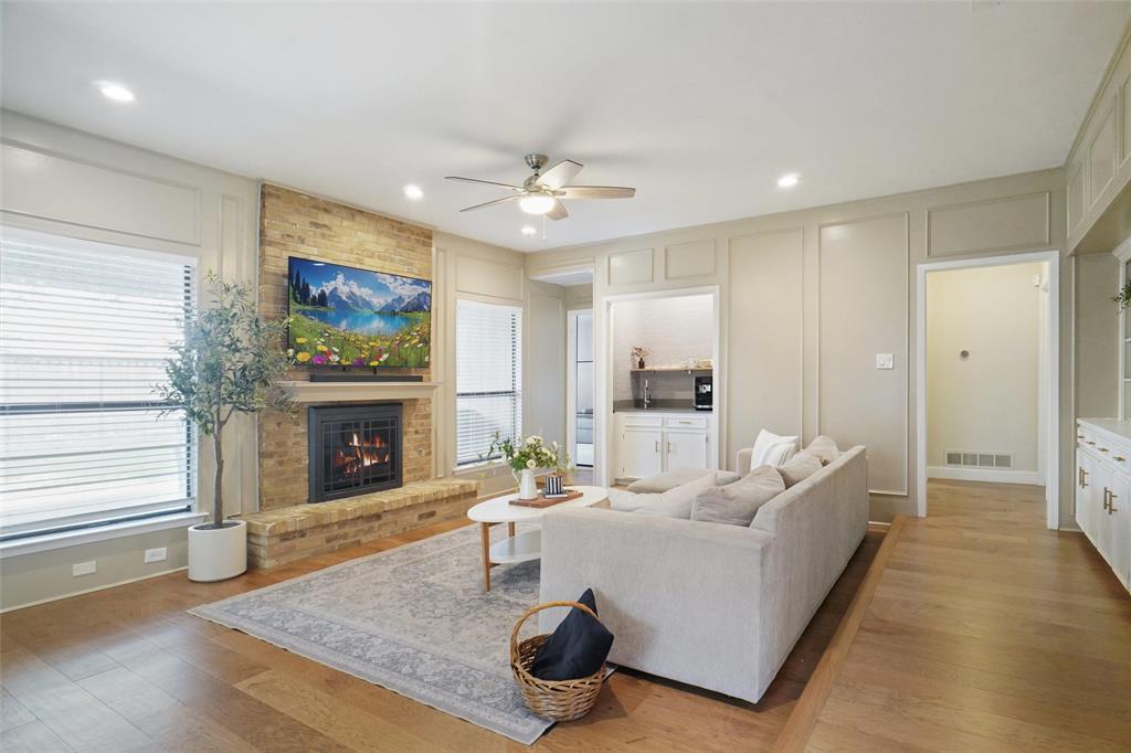 1318 Huntington Drive