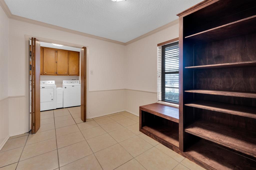 Country Club Estate Hillsboro - Residential