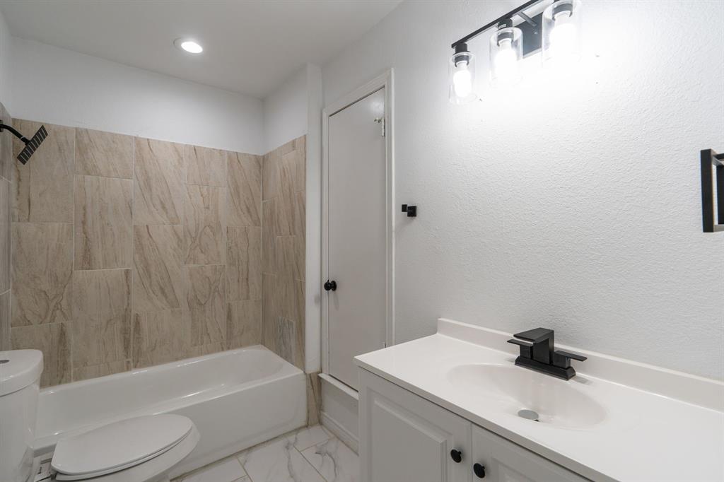 Raintree Estates - Residential