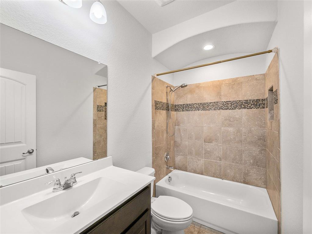 Hawthorne Mdws - Residential