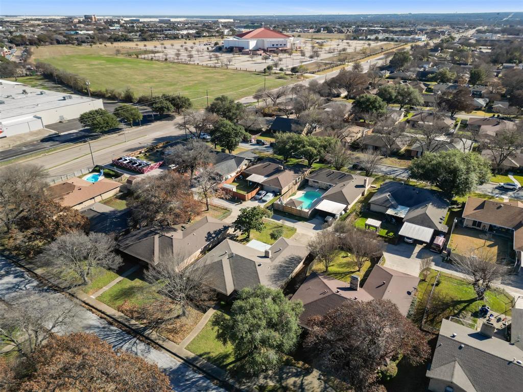 Forest Hills 13 - Residential