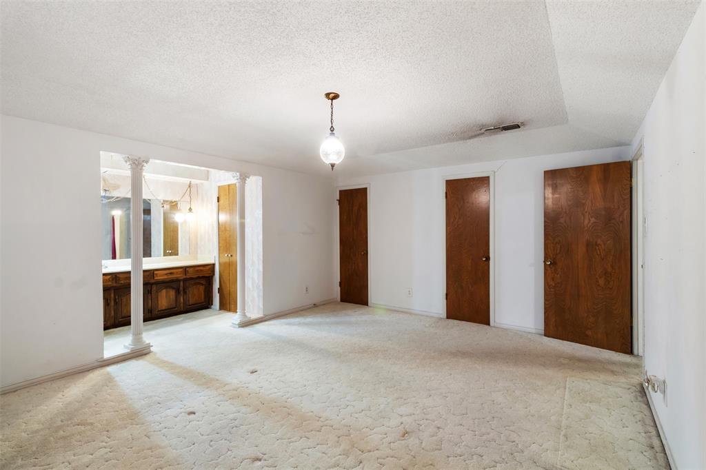 Forest Hills 13 - Residential