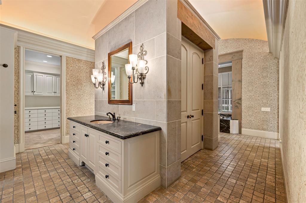 Colonial Hills Add - Residential