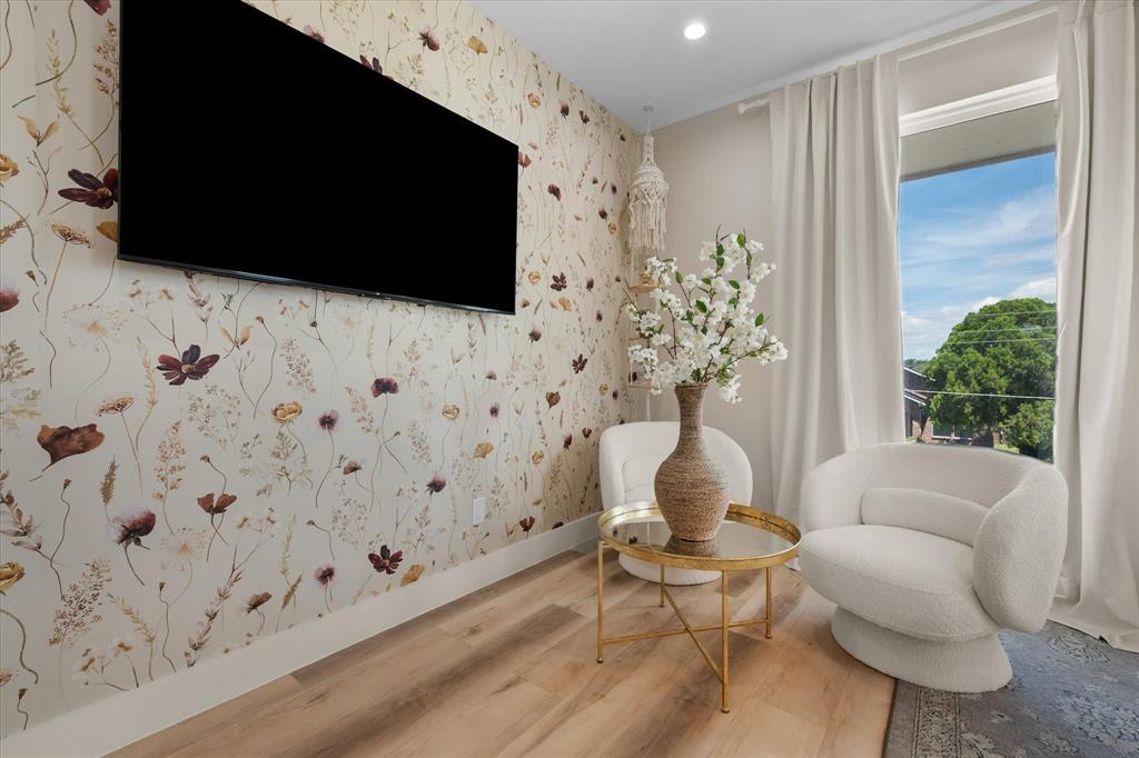 Roosevelt Manor 1st Inst - Residential