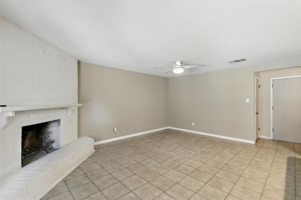 5704 Woodhollow Drive