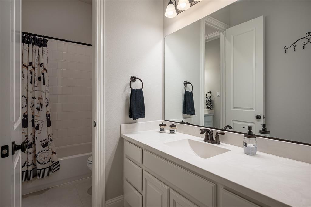 Celina, Texas 75009, United States, 4 Bedrooms Bedrooms, ,4 BathroomsBathrooms,Residential,Pending,35589