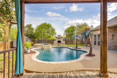 3127 Meandering Way Granbury TX 76049