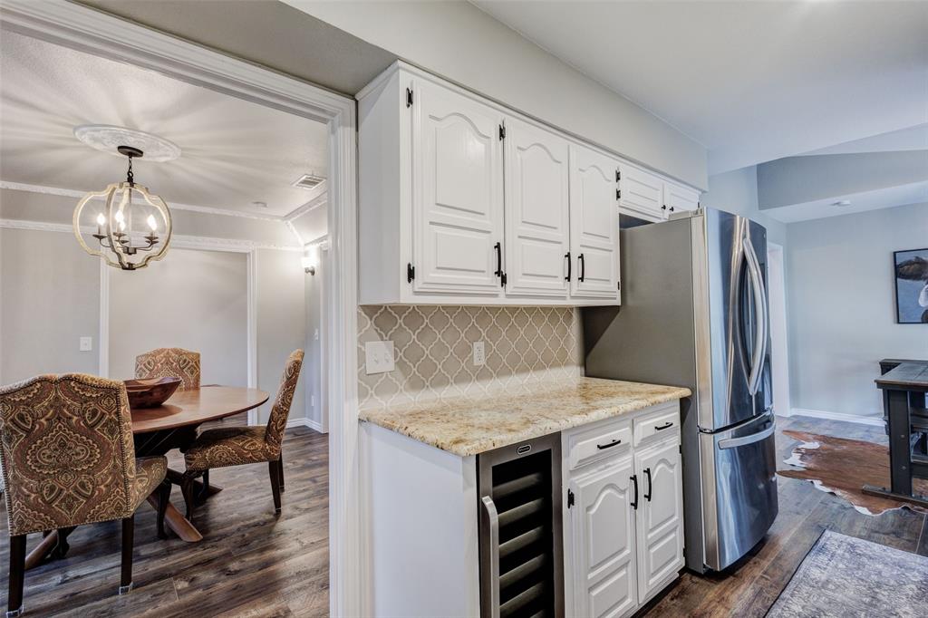 2228 Fountain Head Drive