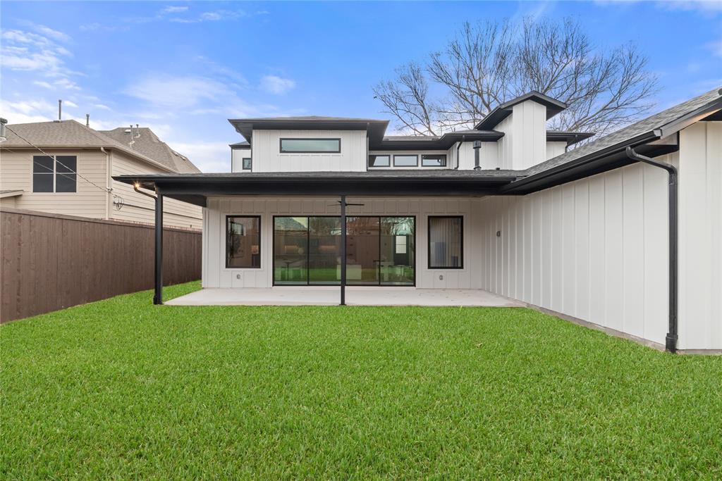 MONTEBELLO PARK - Residential