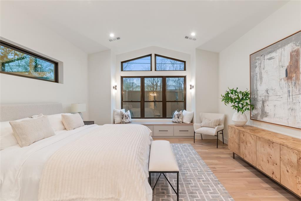 MONTEBELLO PARK - Residential