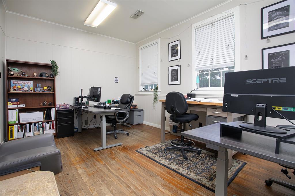 CITY OF TYLER - Commercial Sale